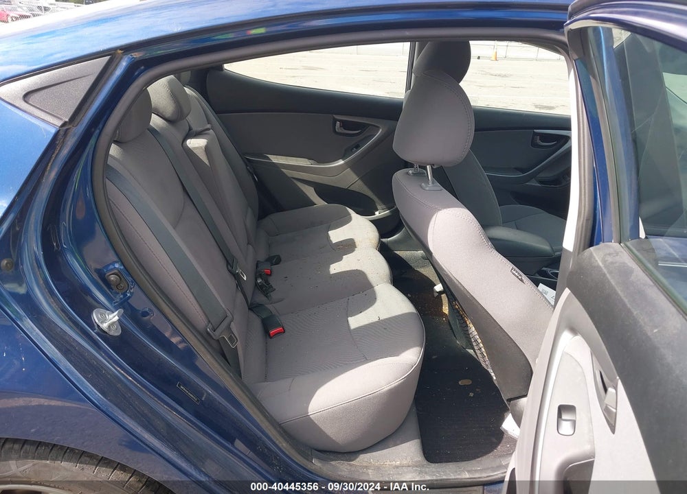 2016 HYUNDAI ELANTRA SE VIN: 5NPDH4AE0GH692432