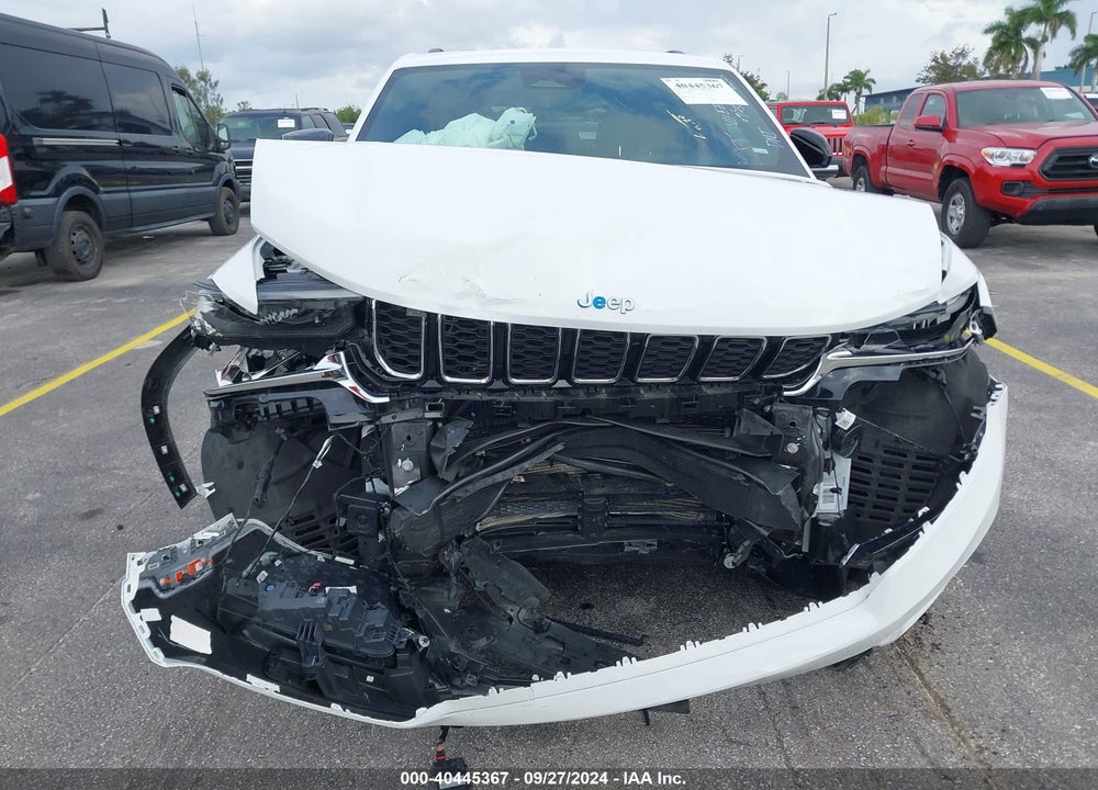 2024 JEEP GRAND CHEROKEE 4XE VIN: 1C4RJYB62R8531767