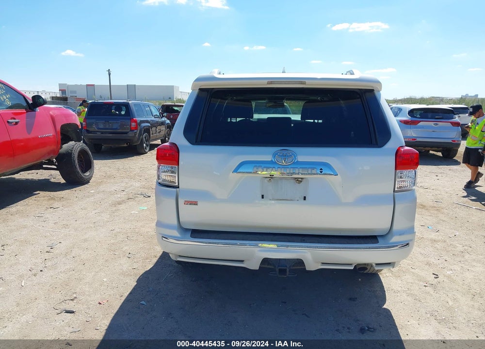 2013 TOYOTA 4RUNNER LIMITED VIN: JTEZU5JR7D5047570