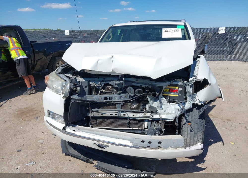 2013 TOYOTA 4RUNNER LIMITED VIN: JTEZU5JR7D5047570