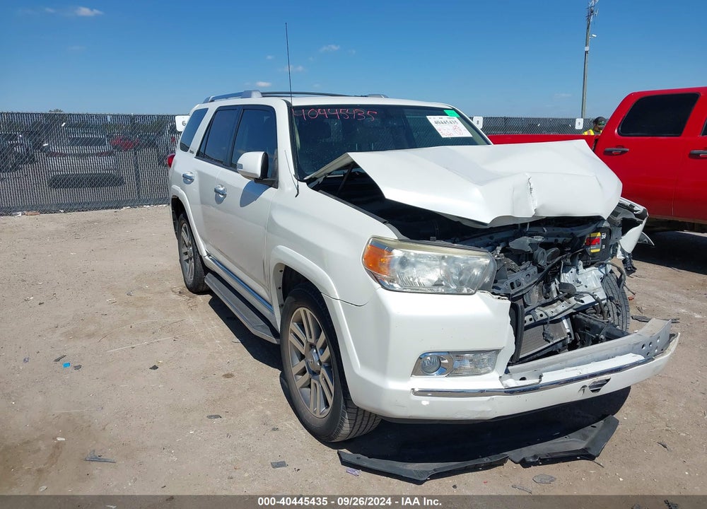 2013 TOYOTA 4RUNNER LIMITED VIN: JTEZU5JR7D5047570