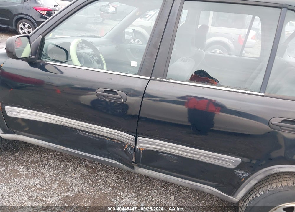 2000 HONDA CR-V LX VIN: JHLRD1841YS019233