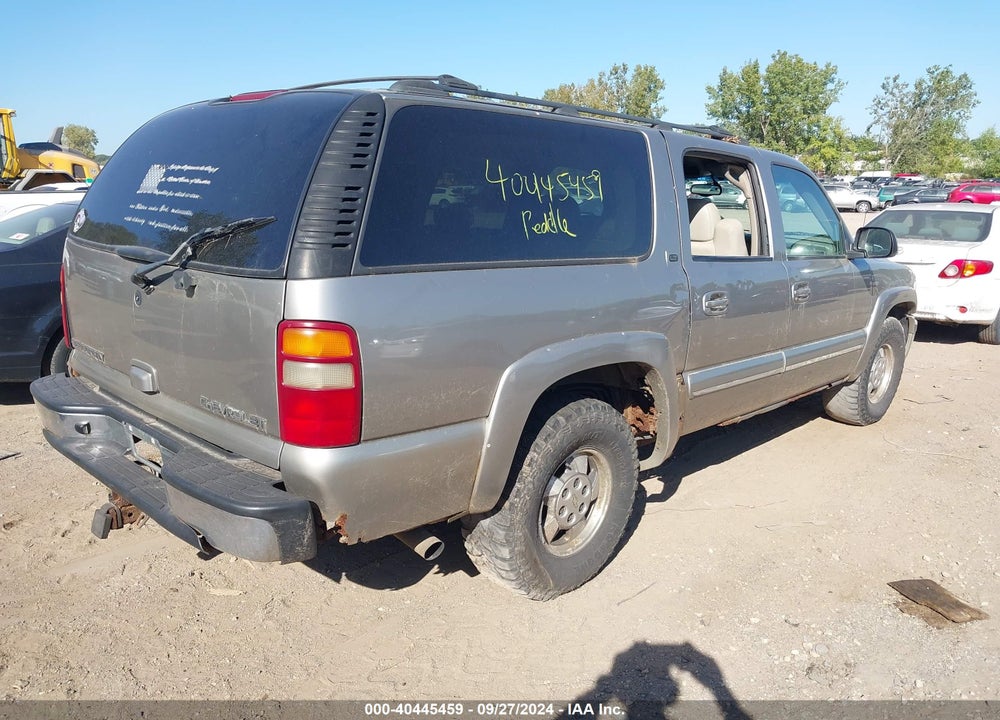 2002 CHEVROLET SUBURBAN 1500 LT VIN: 3GNFK16Z02G210930