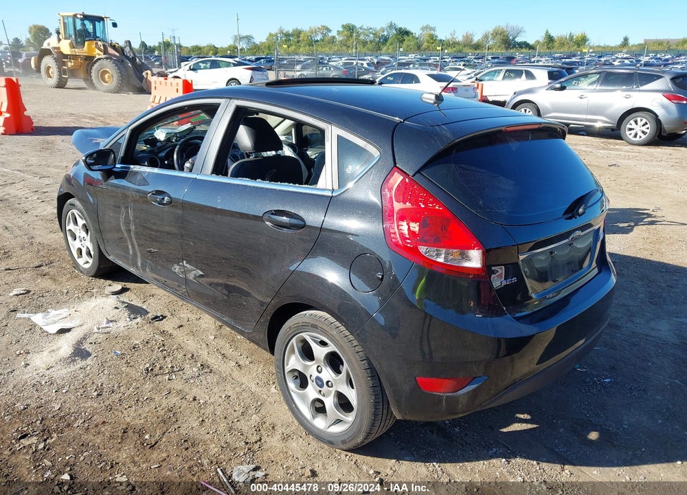 2011 FORD FIESTA VIN: 3FADP4FJ2BM144742