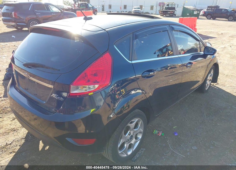 2011 FORD FIESTA VIN: 3FADP4FJ2BM144742