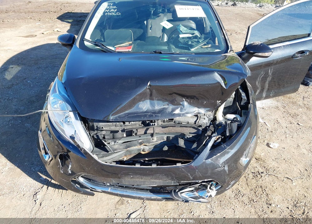 2011 FORD FIESTA VIN: 3FADP4FJ2BM144742