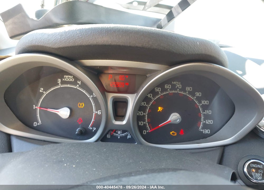 2011 FORD FIESTA VIN: 3FADP4FJ2BM144742