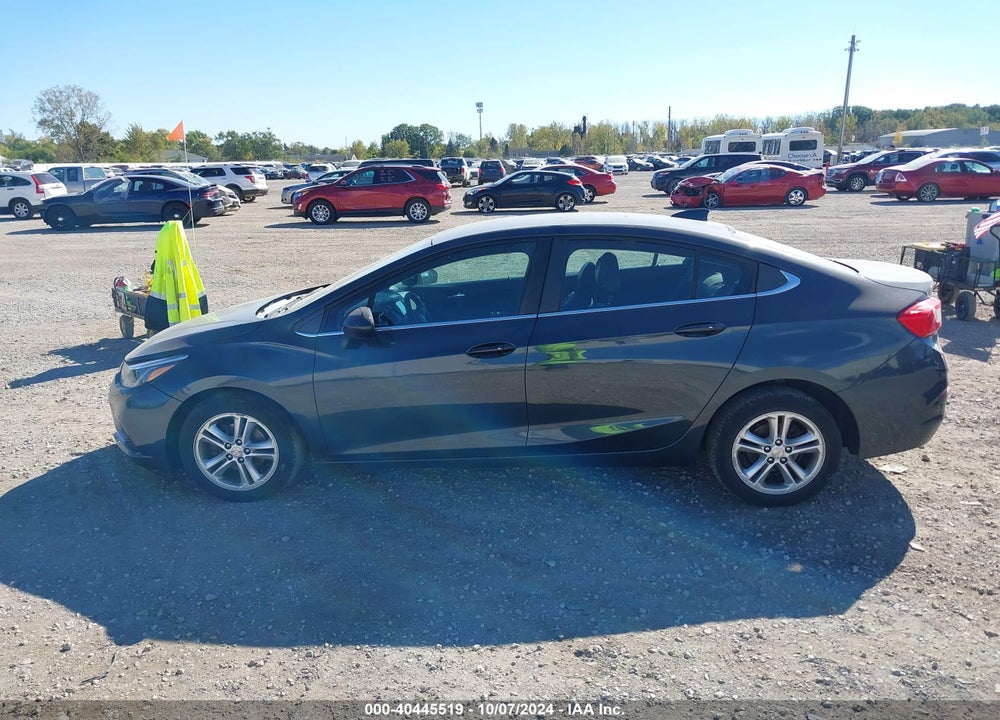 2017 CHEVROLET CRUZE VIN: 1G1BE5SM7H7216916