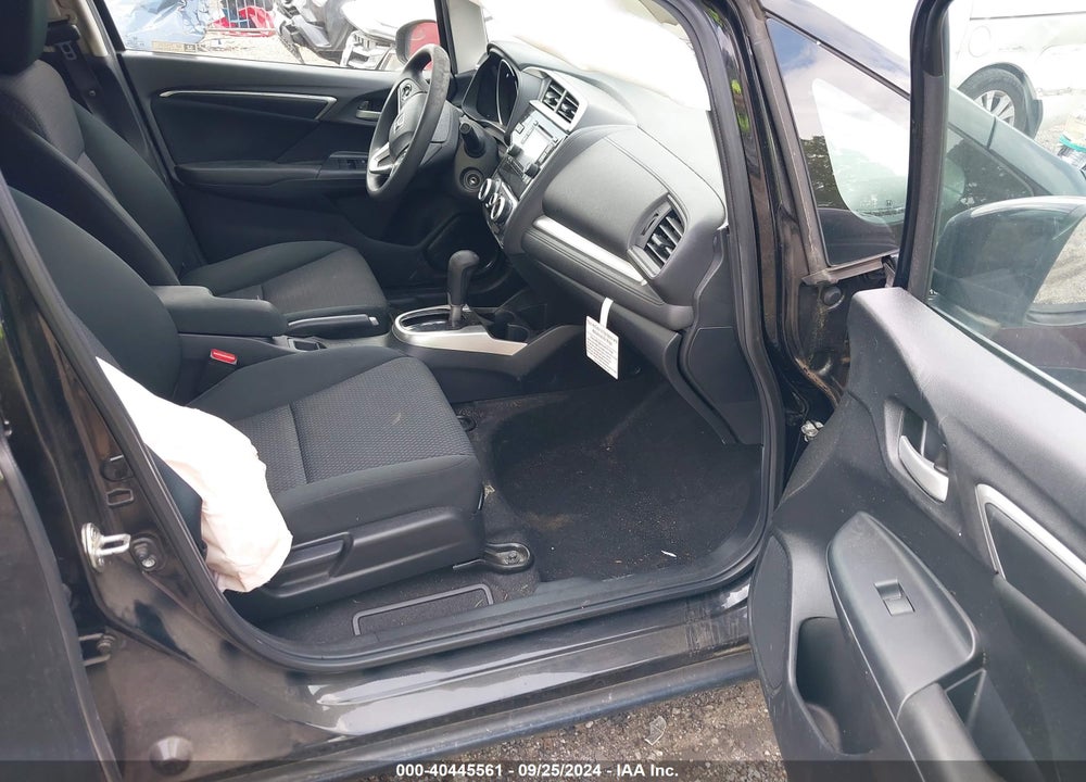 2019 HONDA FIT LX VIN: 3HGGK5H46KM718201