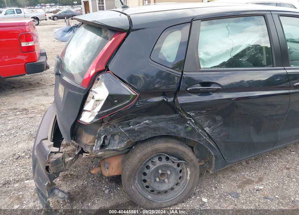 2019 HONDA FIT LX VIN: 3HGGK5H46KM718201