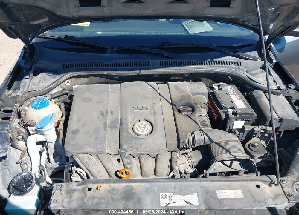 2013 VOLKSWAGEN JETTA 2.5L SE VIN: 3VWDP7AJ4DM204720