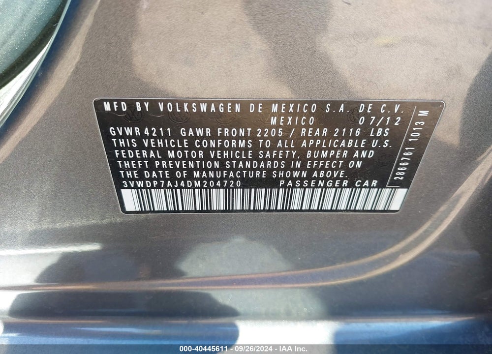 2013 VOLKSWAGEN JETTA 2.5L SE VIN: 3VWDP7AJ4DM204720