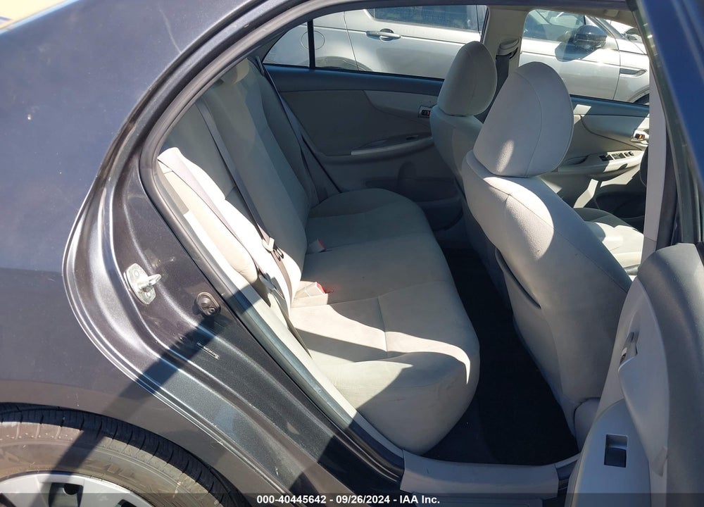 2010 TOYOTA COROLLA LE VIN: 2T1BU4EE9AC424020