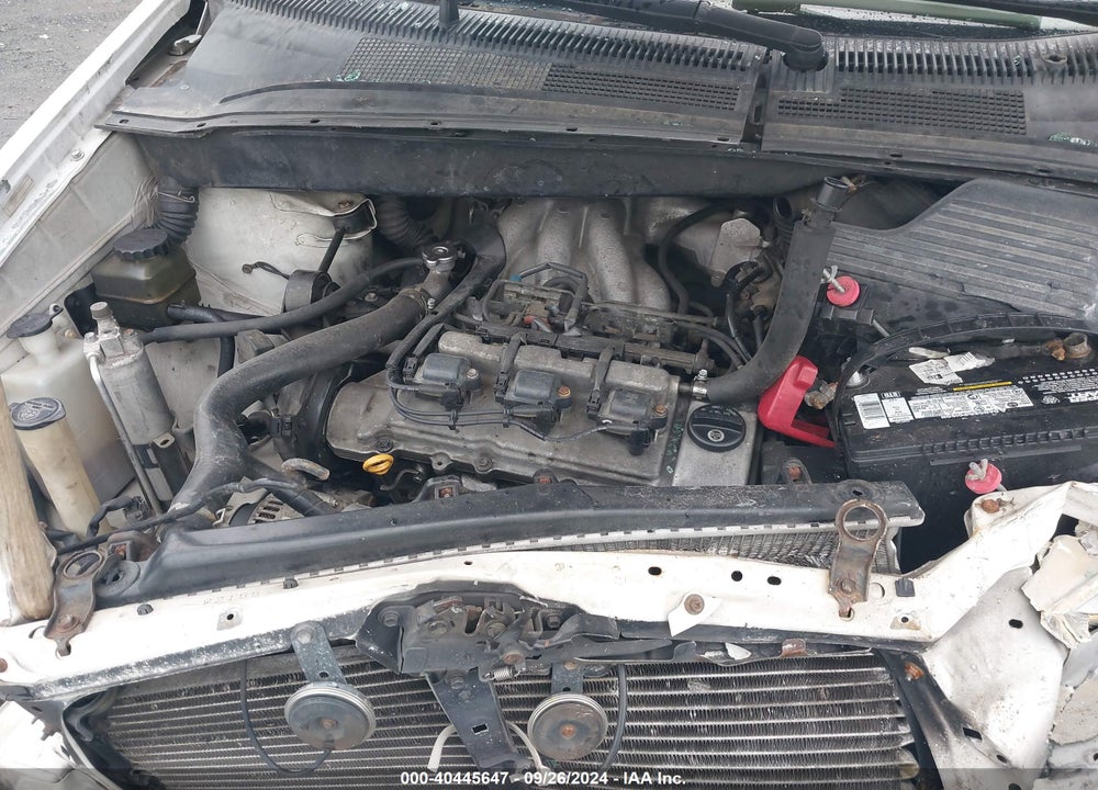 2000 TOYOTA SIENNA XLE VIN: 4T3ZF13C5YU172047