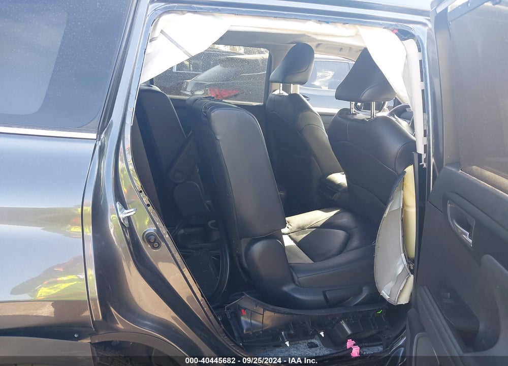 2023 TOYOTA HIGHLANDER HYBRID XLE VIN: 5TDKBRCH2PS135688
