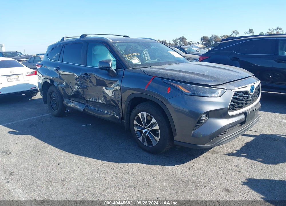 2023 TOYOTA HIGHLANDER HYBRID XLE VIN: 5TDKBRCH2PS135688