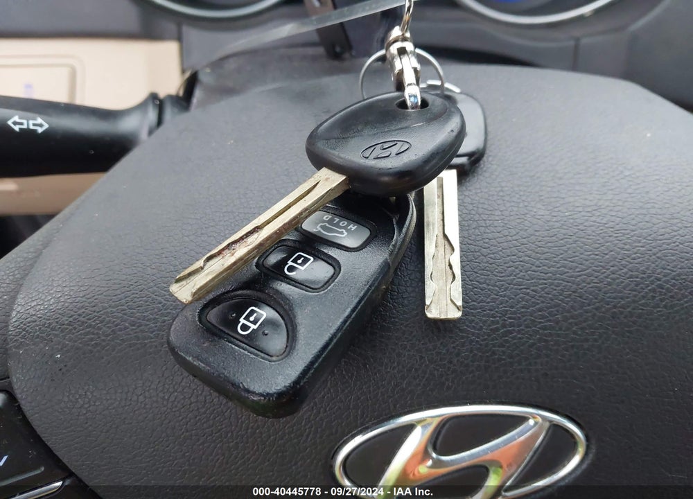 2011 HYUNDAI SONATA GLS VIN: 5NPEB4AC2BH208001