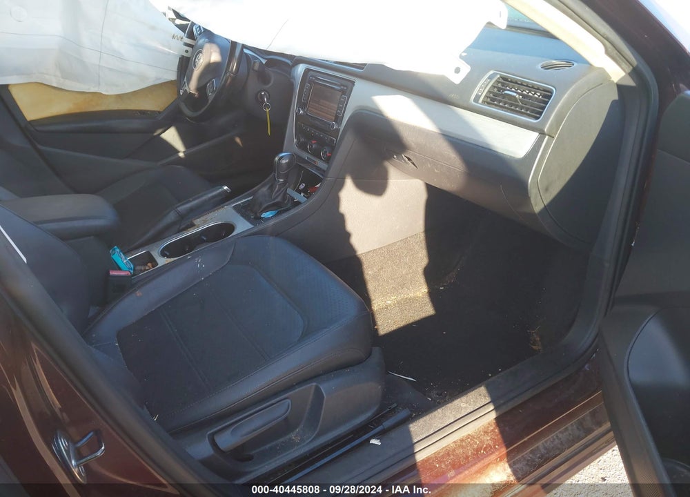 2013 VOLKSWAGEN PASSAT 2.5L SE VIN: 1VWBP7A3XDC126194