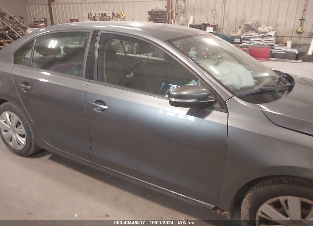 2011 VOLKSWAGEN JETTA 2.5L SE VIN: 3VWDX7AJ3BM346151