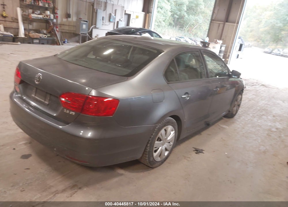 2011 VOLKSWAGEN JETTA 2.5L SE VIN: 3VWDX7AJ3BM346151