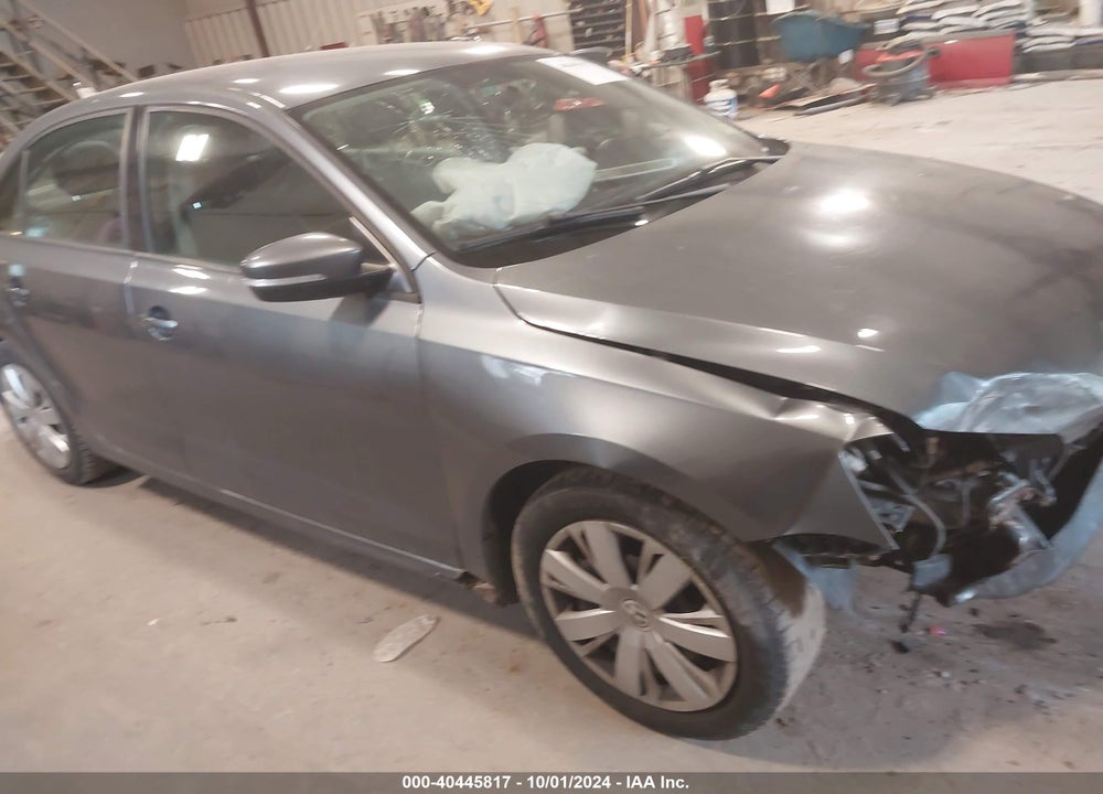 2011 VOLKSWAGEN JETTA 2.5L SE VIN: 3VWDX7AJ3BM346151