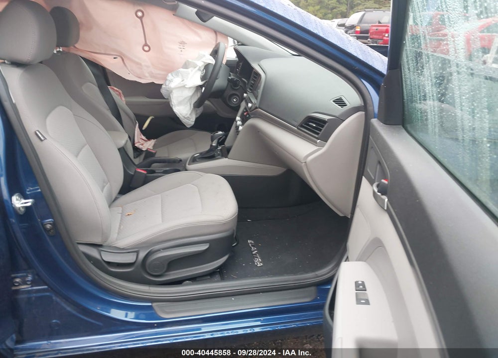 2020 HYUNDAI ELANTRA SE VIN: 5NPD74LF5LH528239