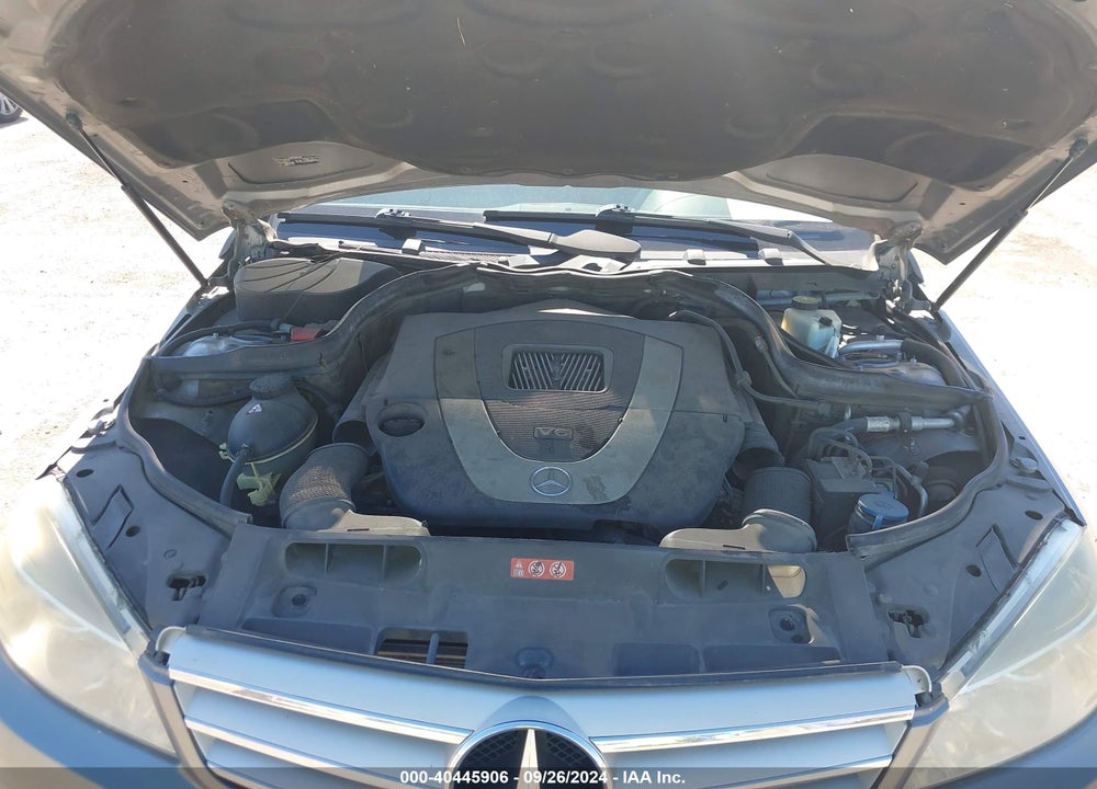 2009 MERCEDES-BENZ C 300 LUXURY/SPORT VIN: WDDGF54X39R048544