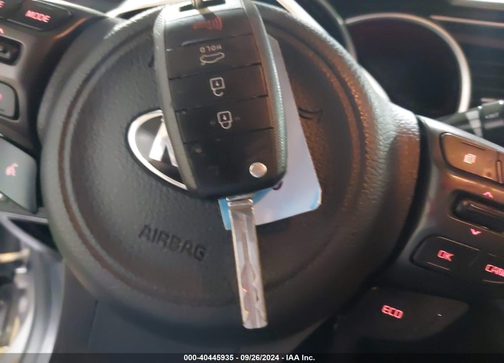 2015 KIA OPTIMA LX VIN: 5XXGM4A70FG486015