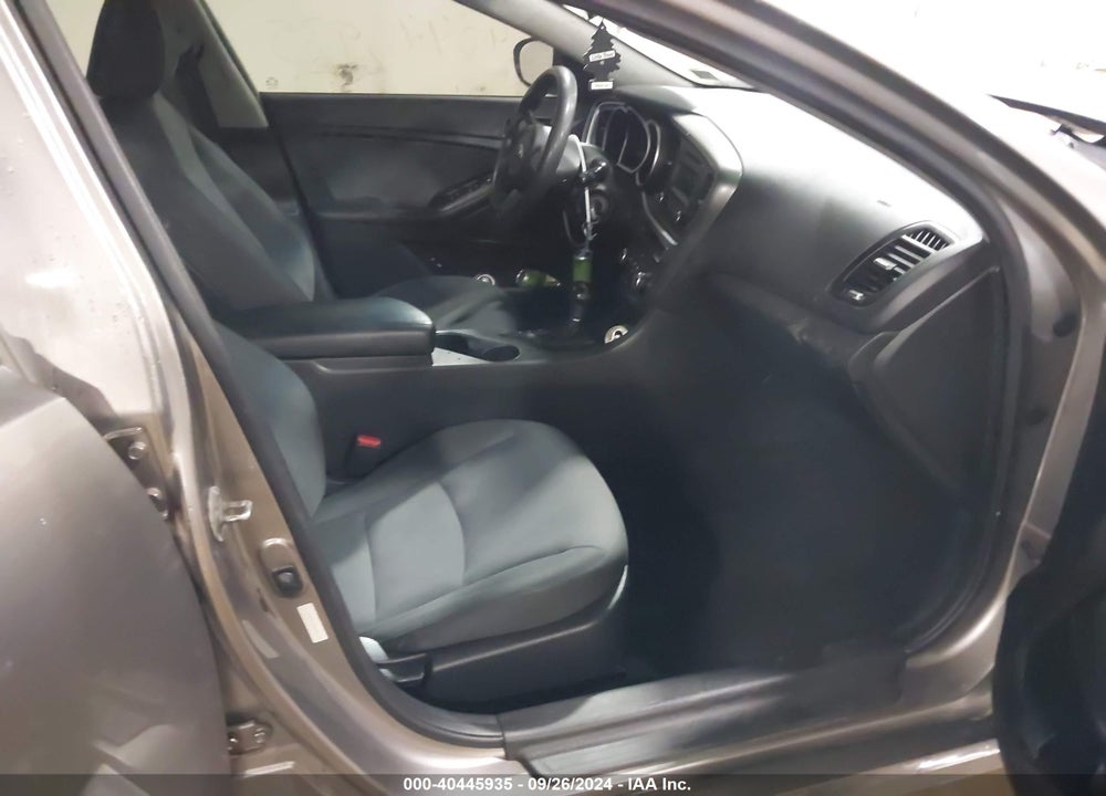 2015 KIA OPTIMA LX VIN: 5XXGM4A70FG486015