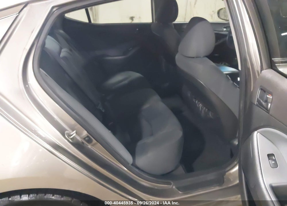 2015 KIA OPTIMA LX VIN: 5XXGM4A70FG486015