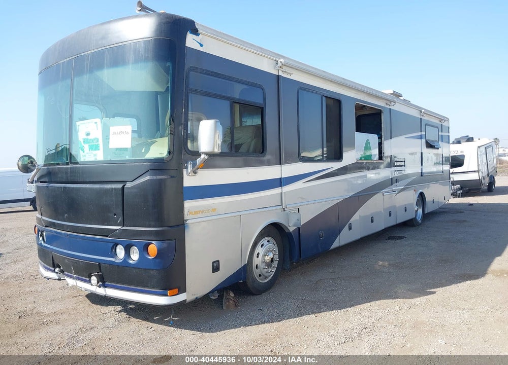 2002 FREIGHTLINER CHASSIS X LINE MOTOR HOME VIN: 4UZAAHAK32CK26319