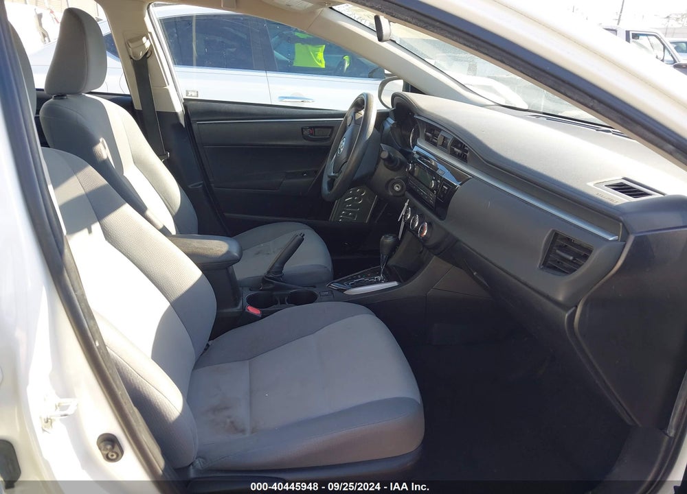 2015 TOYOTA COROLLA L VIN: 5YFBURHEXFP211562