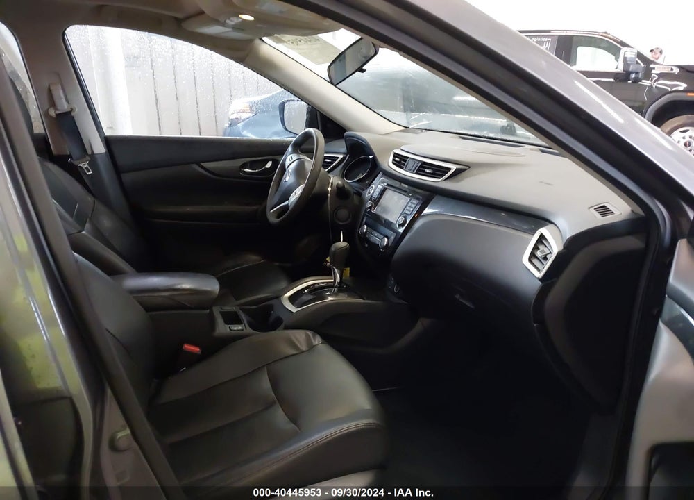 2016 NISSAN ROGUE SL VIN: 5N1AT2MT6GC870979