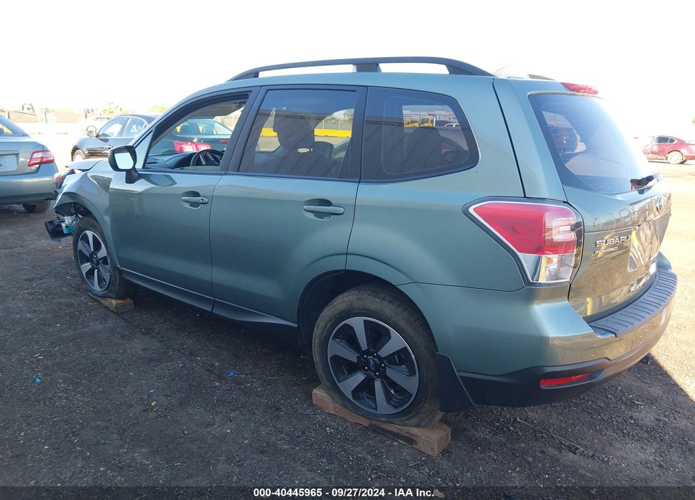 2018 SUBARU FORESTER 2.5I VIN: JF2SJABC7JH590379