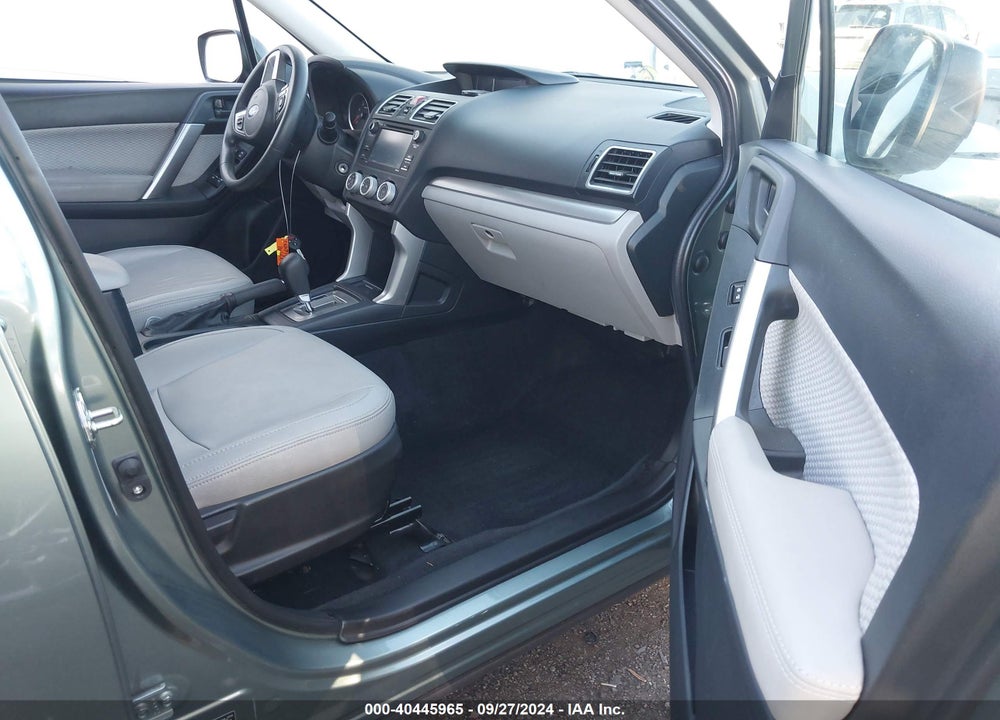 2018 SUBARU FORESTER 2.5I VIN: JF2SJABC7JH590379