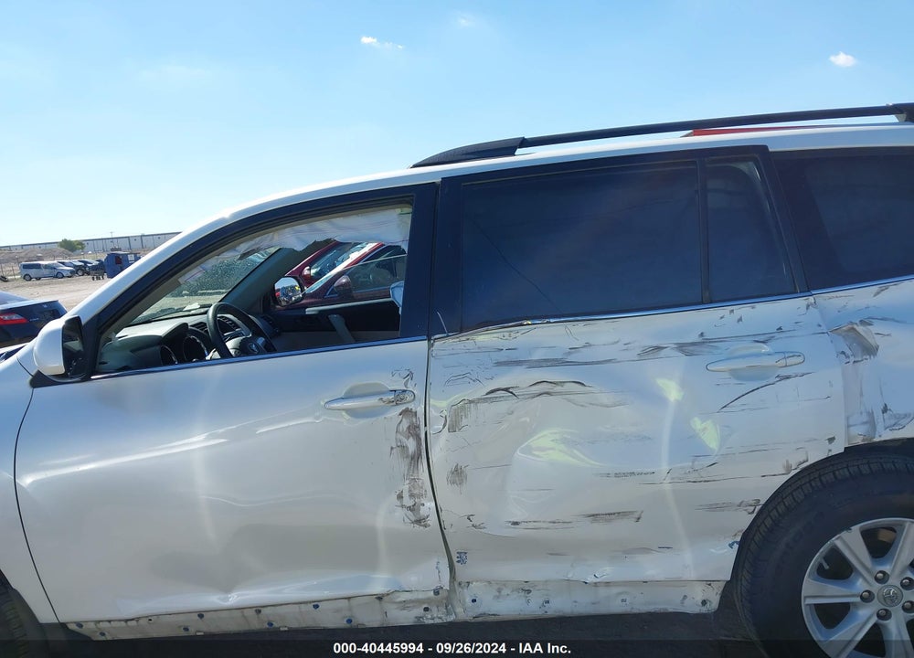 2013 TOYOTA HIGHLANDER BASE PLUS V6/BASE V6/SE V6 VIN: 5TDZK3EH5DS120087