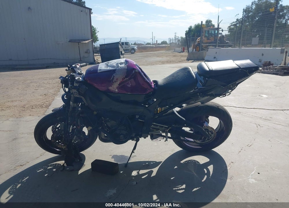 2003 YAMAHA YZFR1 VIN: JYARN10Y23A001522