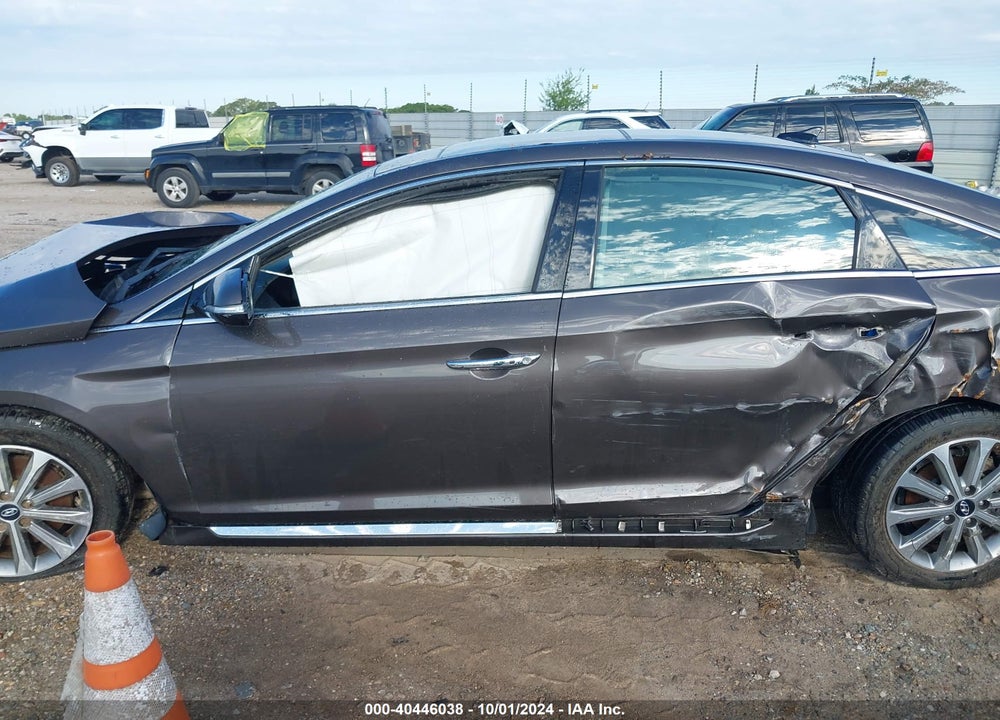 2016 HYUNDAI SONATA VIN: 5NPE34AF3GH377605