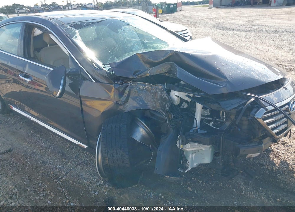 2016 HYUNDAI SONATA VIN: 5NPE34AF3GH377605