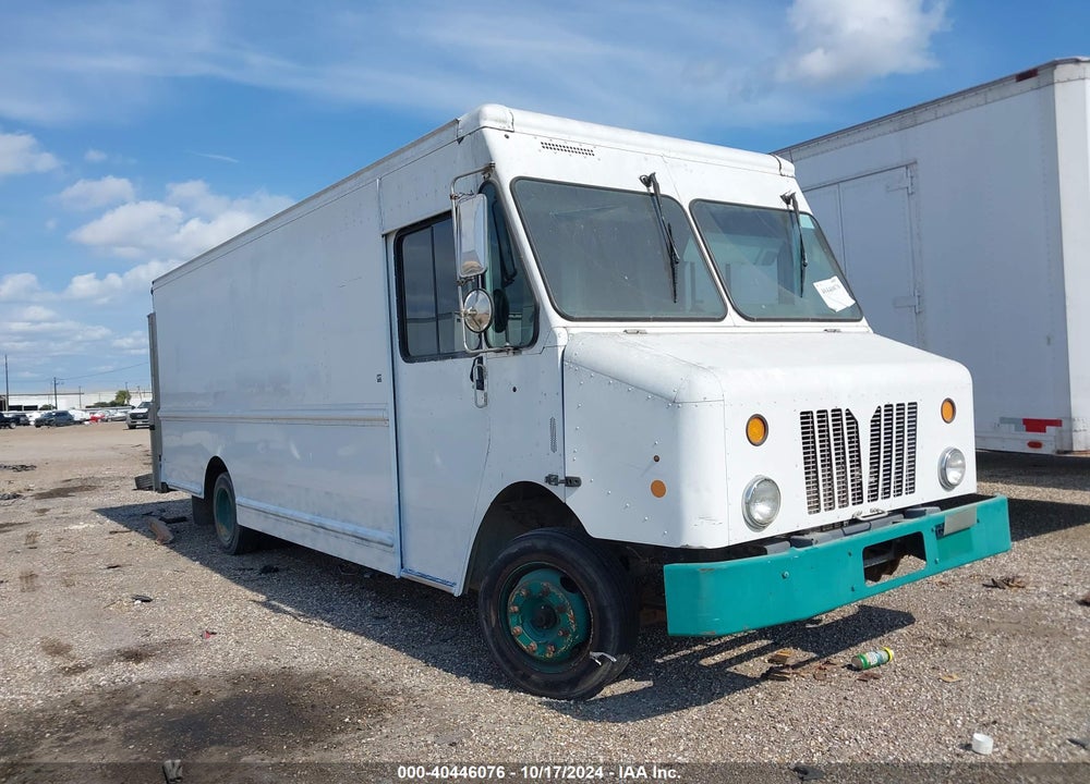 2011 WORKHORSE CUSTOM CHASSIS COMMERCIAL CHASSIS W62 VIN: 5B4LFG2E3B3442968