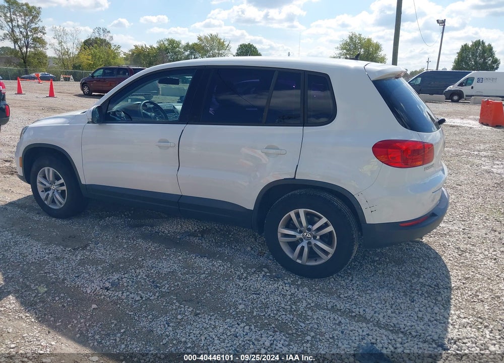 2012 VOLKSWAGEN TIGUAN S VIN: WVGAV7AX8CW567001