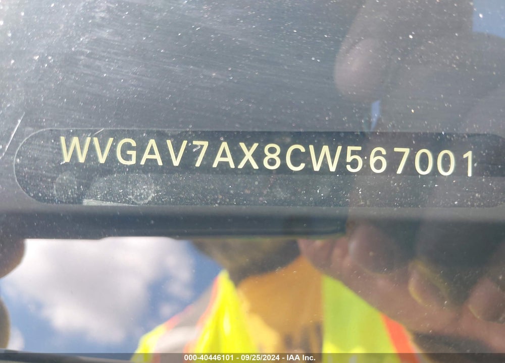 2012 VOLKSWAGEN TIGUAN S VIN: WVGAV7AX8CW567001