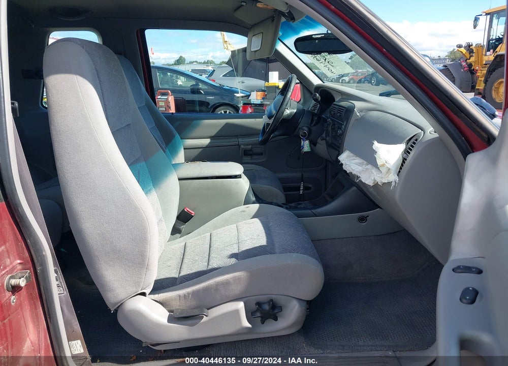 2000 FORD EXPLORER SPORT VIN: 1FMYU70X1YUB09029