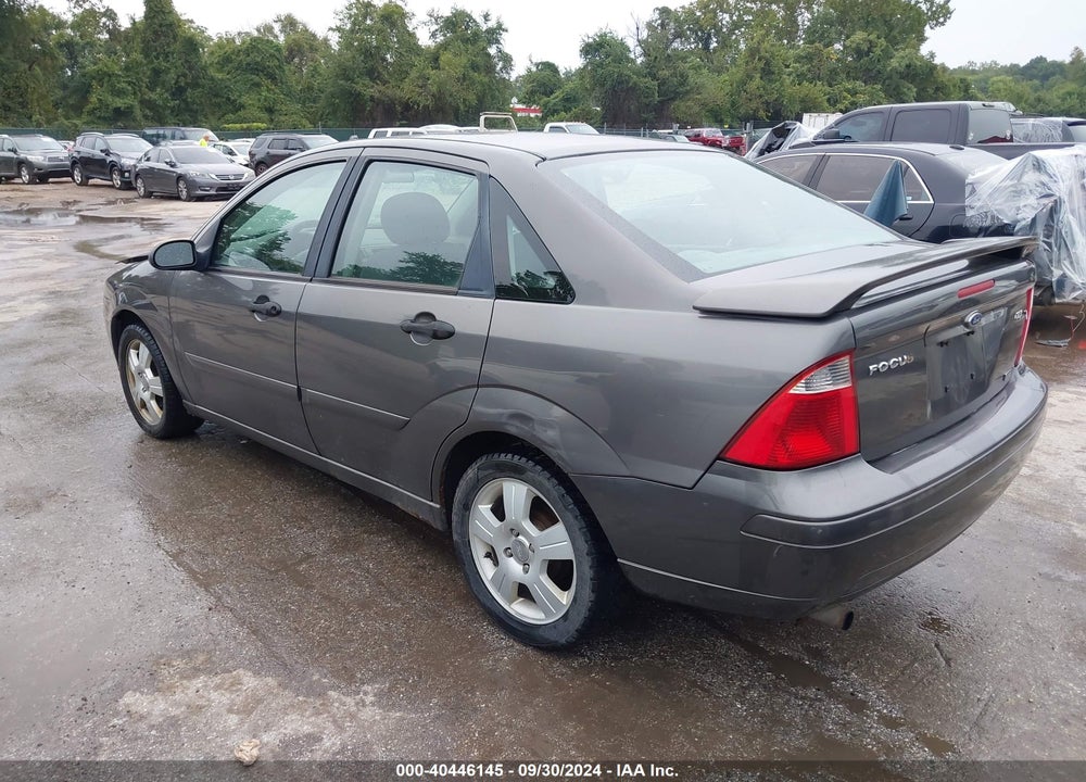 2005 FORD FOCUS ZX4 VIN: 1FAFP34NX5W227574