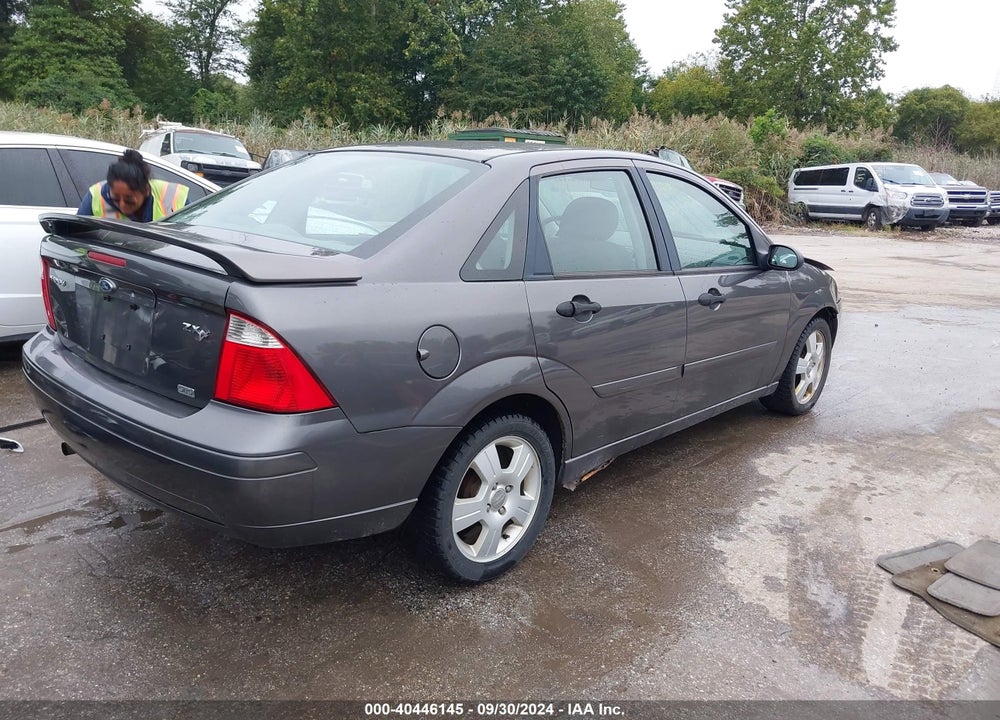 2005 FORD FOCUS ZX4 VIN: 1FAFP34NX5W227574