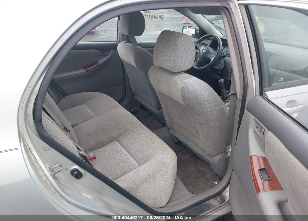 2004 TOYOTA COROLLA LE VIN: 2T1BR32E44C287489