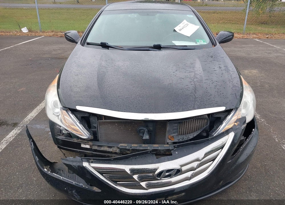 2011 HYUNDAI SONATA VIN: 5NPEC4AB5BH160238