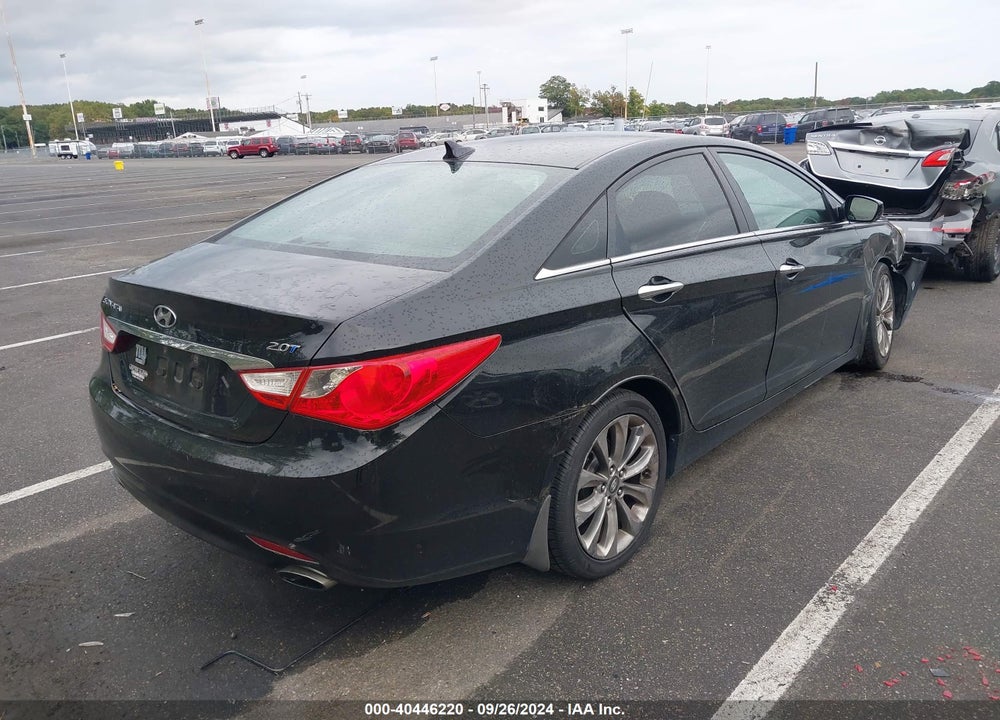 2011 HYUNDAI SONATA VIN: 5NPEC4AB5BH160238