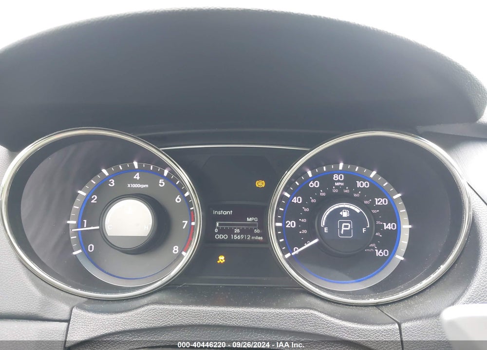 2011 HYUNDAI SONATA VIN: 5NPEC4AB5BH160238