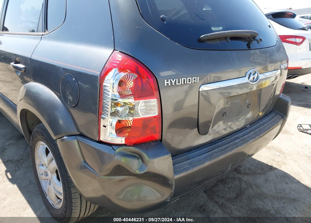 2007 HYUNDAI TUCSON LIMITED/SE VIN: KM8JN72D07U577415